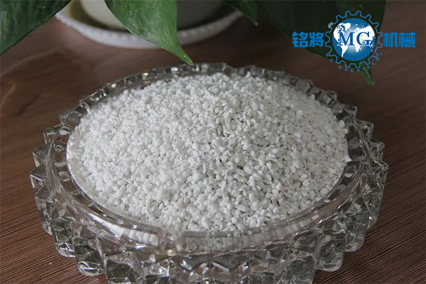 ��Û����r