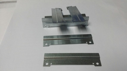 定制顯示器專用非標沖壓件 屏壓片的價格、廠家及產品詳情
